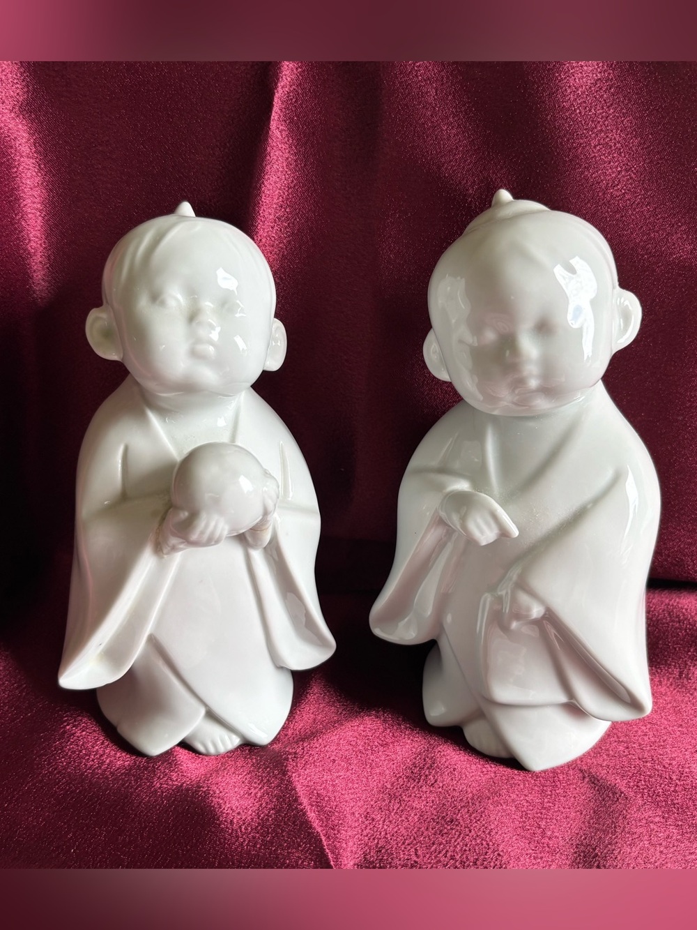 Vintage Toyo Japan White Porcelain
Figurines - Set of 2